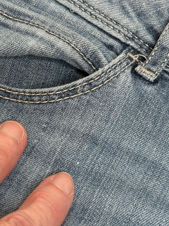 Vera Wang Embroidered Flower Jeans - Picture 10 of 10